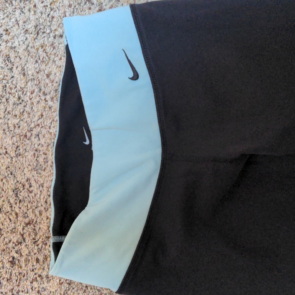 NIKE DRI-FIT Workout Yoga pants - XS - Picture 2 of 4